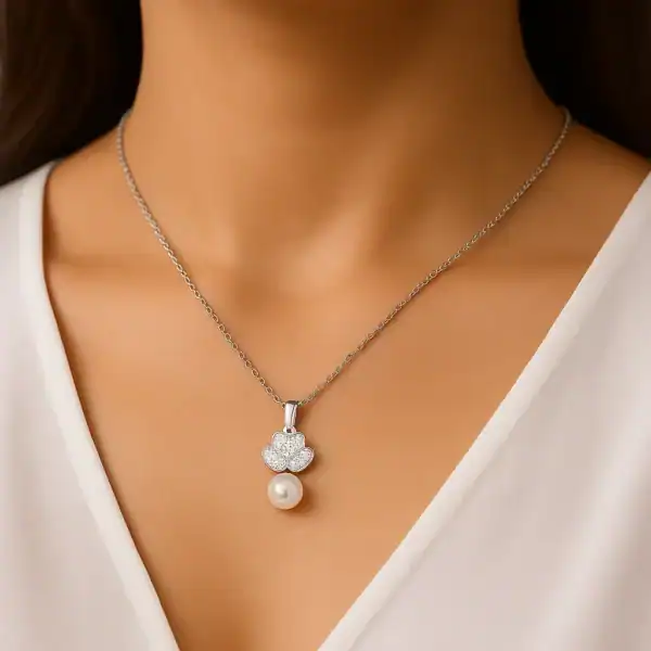 Clover Pearl Sterling Pendant - Image 3