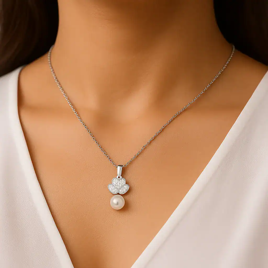 Clover Pearl Sterling Pendant 3 Clover Pearl Sterling Pendant - Image 3